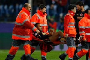 Denayer, sık sık sakatlık yaşayarak h&uuml;sran yarattı