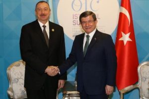 Davutoğlu, Aliyev ile g&ouml;r&uuml;şt&uuml;