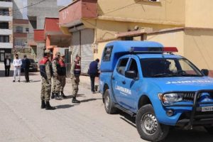 Ak&ccedil;akale'de ka&ccedil;ak&ccedil;ılık operasyonu: 4 g&ouml;zaltı