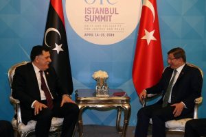 Davutoğlu, Libya'nın b&uuml;t&uuml;nl&uuml;ğ&uuml;n&uuml;n &ouml;nemine vurgu yaptı