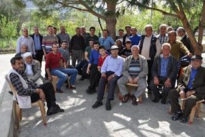 T&uuml;ccardan zam isteyen dokumacılar makineleri kapattı