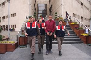 Bursa'da &ccedil;ifte cinayet alacak verecek meselesinden &ccedil;ıkmış!