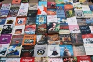 Bursa'da korsan kitap operasyonu!