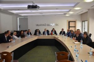 Bursa UEDAŞ muhtarları dinledi