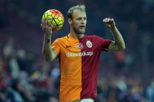 Riekerink, Semih Kaya'yı yine sağ bekte d&uuml;ş&uuml;n&uuml;yor