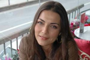 Burcu Kara'dan alkışlanacak hareket...