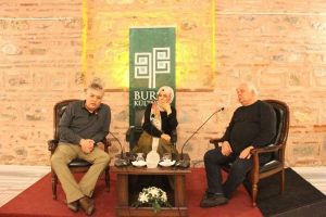 Bursa'da T&uuml;rk şiirinde "ikinci yeni" konuşuldu