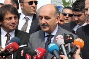 M&uuml;ezzinoğlu'ndan Bursa'da, 'kara paket' a&ccedil;ıklaması