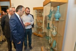 Bursa'da ge&ccedil;mişten geleceğe &ccedil;ini sergisi