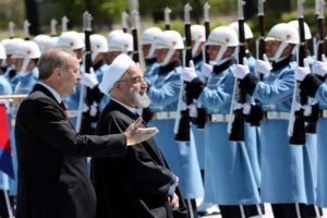 Cumhurbaşkanı Erdoğan, Ruhani'yi resmi t&ouml;renle karşıladı