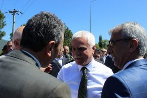 Koray Aydın Bursa'da partililerle buluştu