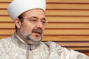 G&ouml;rmez: İranlı hacı adaylarına biz vesile olduk