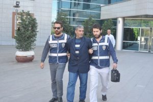 Bursa'da cami tuvaleti y&uuml;z&uuml;nden cinayet işlemişti yakalandı!