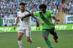 Bursaspor, Akhisar Belediyespor'a mağlup oldu