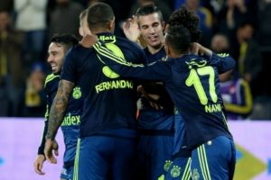 Fenerbah&ccedil;e'de Van Persie ve Nani ile ilgili &Ccedil;in iddiaları artıyor