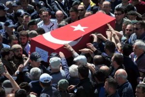 Şehit polis İnan'ı Turhal'ı 5 bin kişi uğurladı
