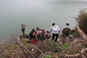 Balık tutmak i&ccedil;in girdiği baraj g&ouml;l&uuml;nde boğuldu