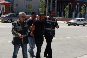 1.5 aylık hamileyi bı&ccedil;aklayan tutuklandı