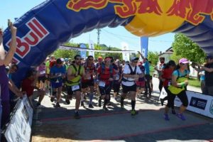 Bursa'da maratonda sevgilisine evlilik teklif etti