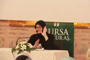 Bursa'da "K&uuml;lt&uuml;rden İrfana" programı devam ediyor