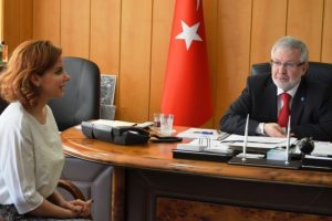 Profesyoneller, Uludağ &Uuml;niversitesi &ouml;ğrencilerini iş hayatına hazırlıyor