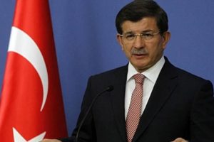 Başbakan Davutoğlu'ndan HDP'ye sert s&ouml;zler