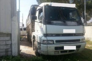 Denizli'de 10 numara yağ operasyonu: 5 g&ouml;zaltı
