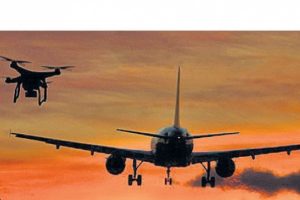 Drone u&ccedil;ağa &ccedil;arptı