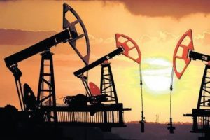 Petrol ateşi T&uuml;rkiye'ye sı&ccedil;ramadı