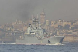 O gemi tekrar Boğaz'dan ge&ccedil;ti