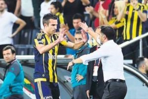 Robin Van Persie'nin Pereira'ya sarılmasının şifreleri ortaya &ccedil;ıktı