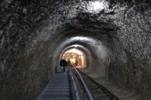 Dracula'nın esir tutulduğu mağaranın 80 metre altına inildi