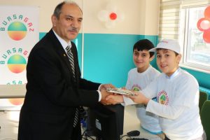 Bursagaz k&ouml;y okulları i&ccedil;in kitap topluyor