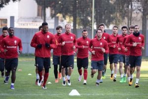 Galatasaray, &Ccedil;aykur Rizespor hazırlıklarını tamamladı