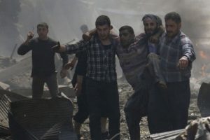 İdlib'de pazar yerine saldırı: 33 &ouml;l&uuml;!