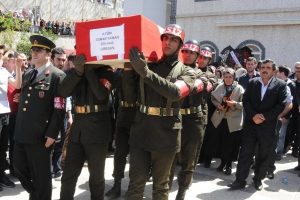 İntihar ettiği iddia edilen Asteğmen Giresun'da toprağa verildi
