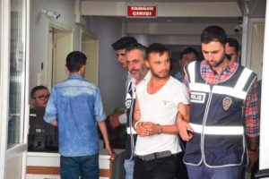 Kız &ccedil;ocuğunu ka&ccedil;ırmaya &ccedil;alıştığı &ouml;ne s&uuml;r&uuml;len ş&uuml;pheli adliyede