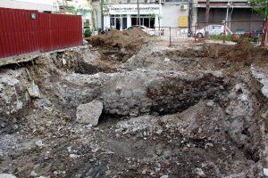 Cami tuvaleti inşaatında tarihi duvar bulundu