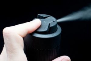 Deodorant koklayan 14 yaşındaki &ccedil;ocuk &ouml;ld&uuml;