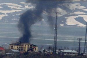 PKK'lıların bir binaya d&ouml;şediği EYP'ler b&ouml;yle imha edildi