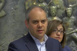 Bakan Kılı&ccedil;, Fenerbah&ccedil;e'yi tebrik etti