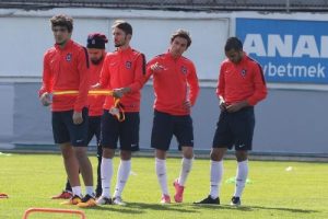 Trabzonspor'da 6 futbolu formaya hasret kaldı