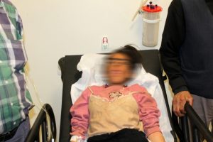 12 g&uuml;n boyunca ot yiyerek hayatta kaldı