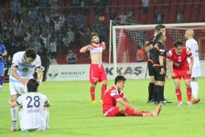 Balıkesirspor'da Eray'dan &ouml;z&uuml;r