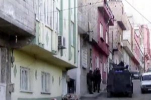 Gaziantep ve Şanlıurfa'da PKK operasyonu: 9 g&ouml;zaltı