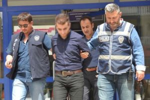 Sahte d&ouml;vizle dolandırıcılığa 1 tutuklama