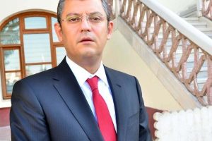 &Ouml;zel: Bu gecikmeler temaslara olağan sağlamak i&ccedil;in de olabilir