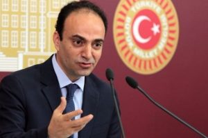 Baydemir'den ka&ccedil;ak elektrik kullananlara destek