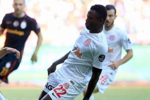 Eto'o s&ouml;yledi, İnter alıyor