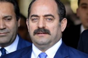 Zekeriya &Ouml;z'&uuml;n 'haksız mal edinme davası' başladı